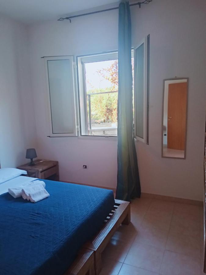Casa Vacanze Del Carrubo Vieste Esterno foto