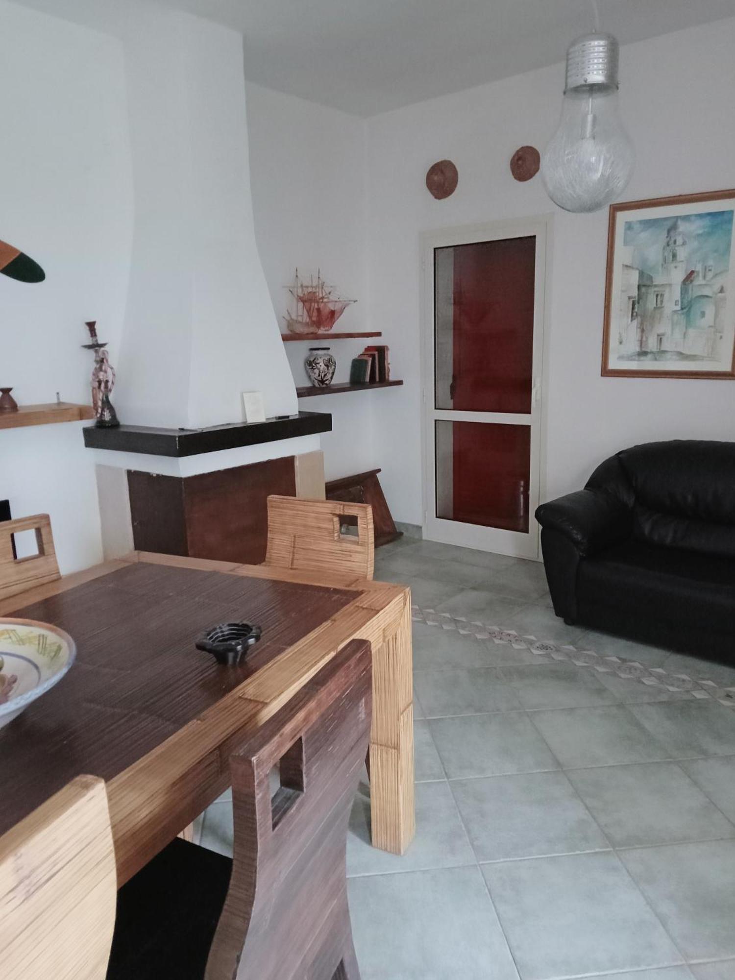 Casa Vacanze Del Carrubo Vieste Esterno foto